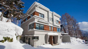 Yutaka Townhouse
